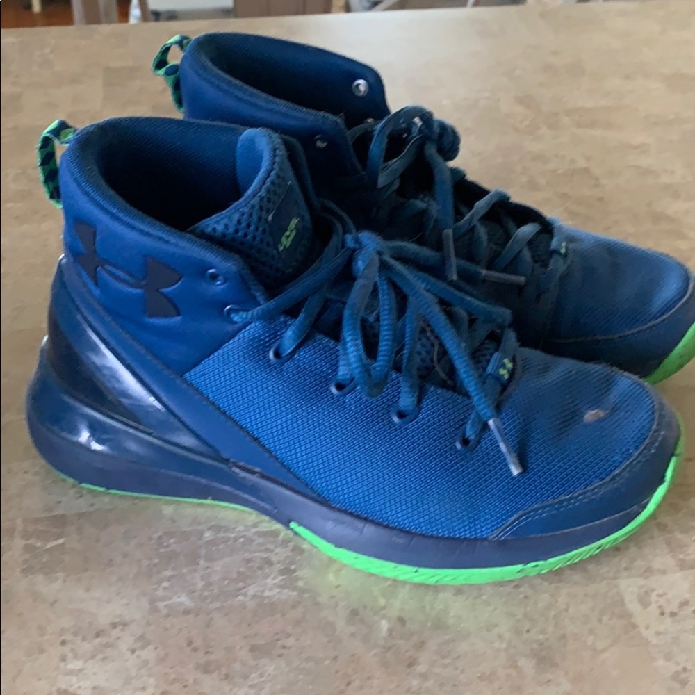 Boys Under Armour sneakers